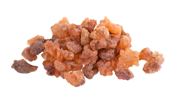 Pujahaat Myrrh 100% Pure & Natural Essential Oil Undiluted Steam Distilled Commiphora Myrrha Organic for Skin & Hair Care, Aromatherapy - Vegan & Cruelty free - 15 ml