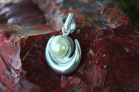 White Sterling-Silver Half Moon Shape Pendant with Natural Pearl Chand Moti Locket for Men and Women