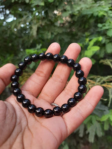 Natural Black Agate Bracelet 8 mm Crystal Stone Bracelet Round Shape for Reiki Healing and Crystal Healing Stones