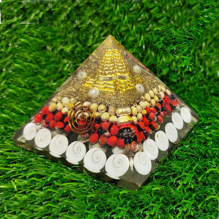 Gomti Chakra Shree Yantra Pyramid with with Red & White Chirmi Seeds for Wealth, Prosperity, Success