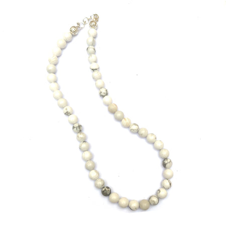 Howlite Crystal Round Beads Necklace 15 Inches 8mm Beads Semi precious Mala