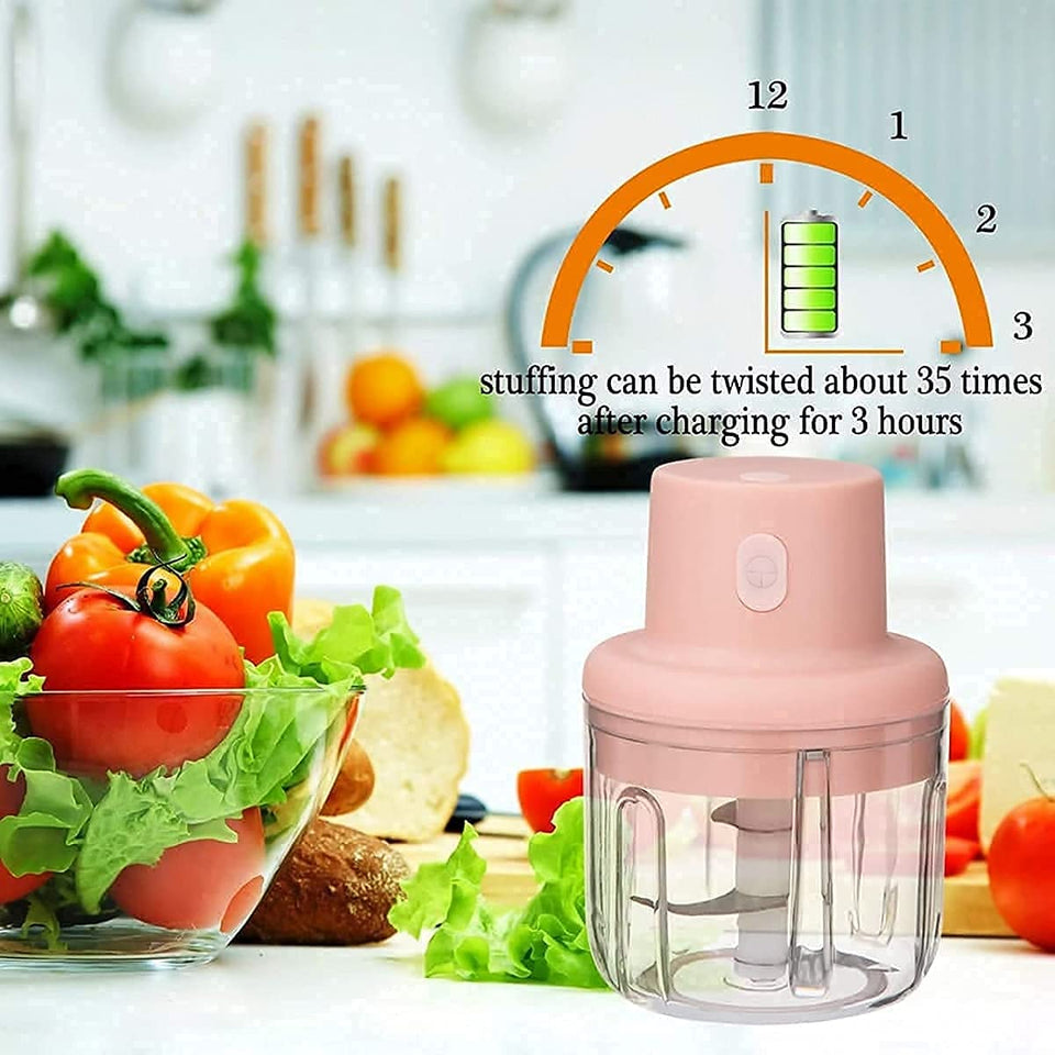 Electric Mini Garlic Chopper Portable Mini Chopper with USB Charging, Powerful Small Food Processor Garlic Masher Blender For Spice Meat Vegetable Nuts 250 ML